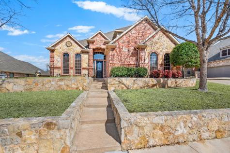 7921 Shady Oaks Drive North Richland Hills TX 76182