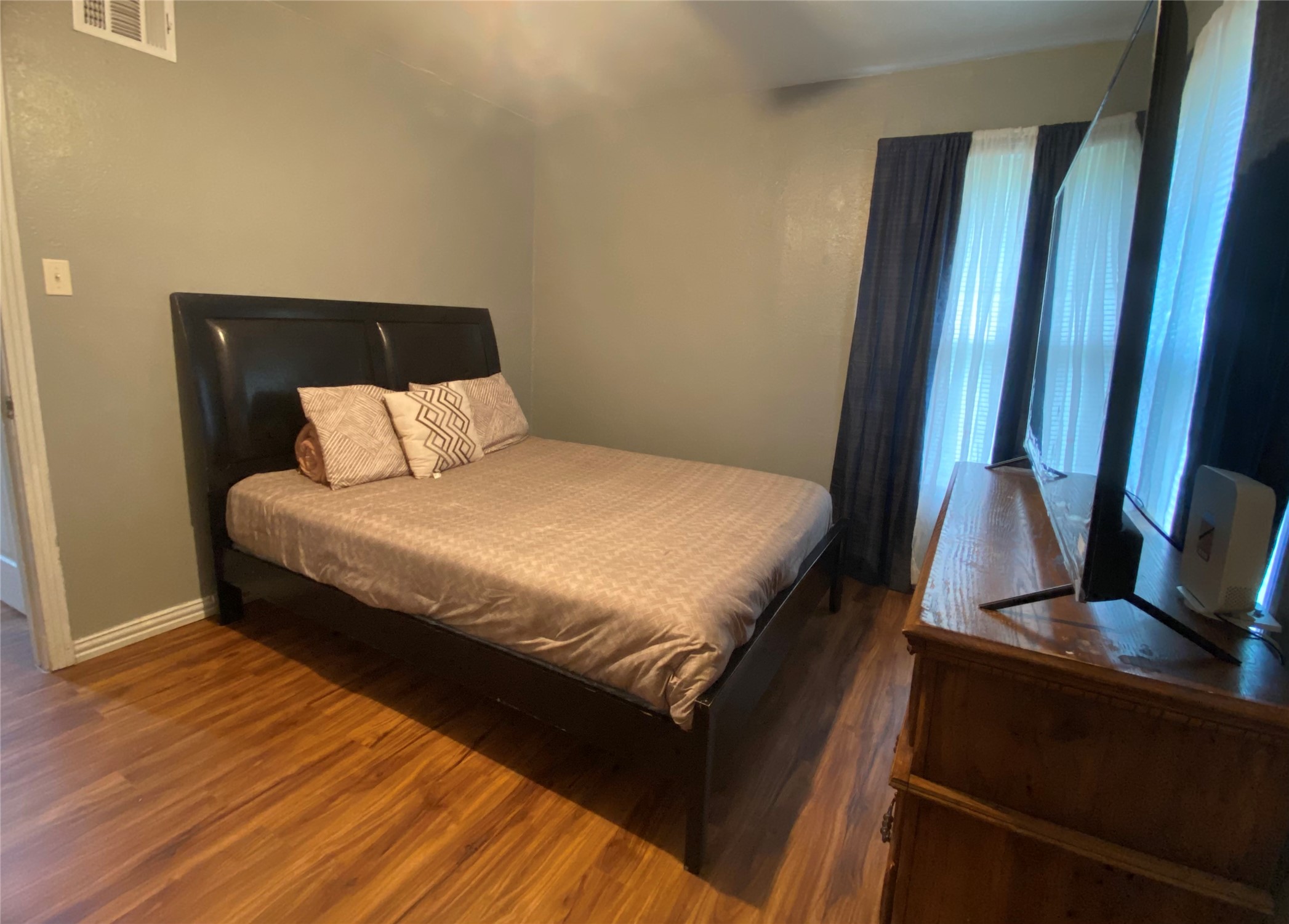 152 County Road 4871 Newark TX 76071
