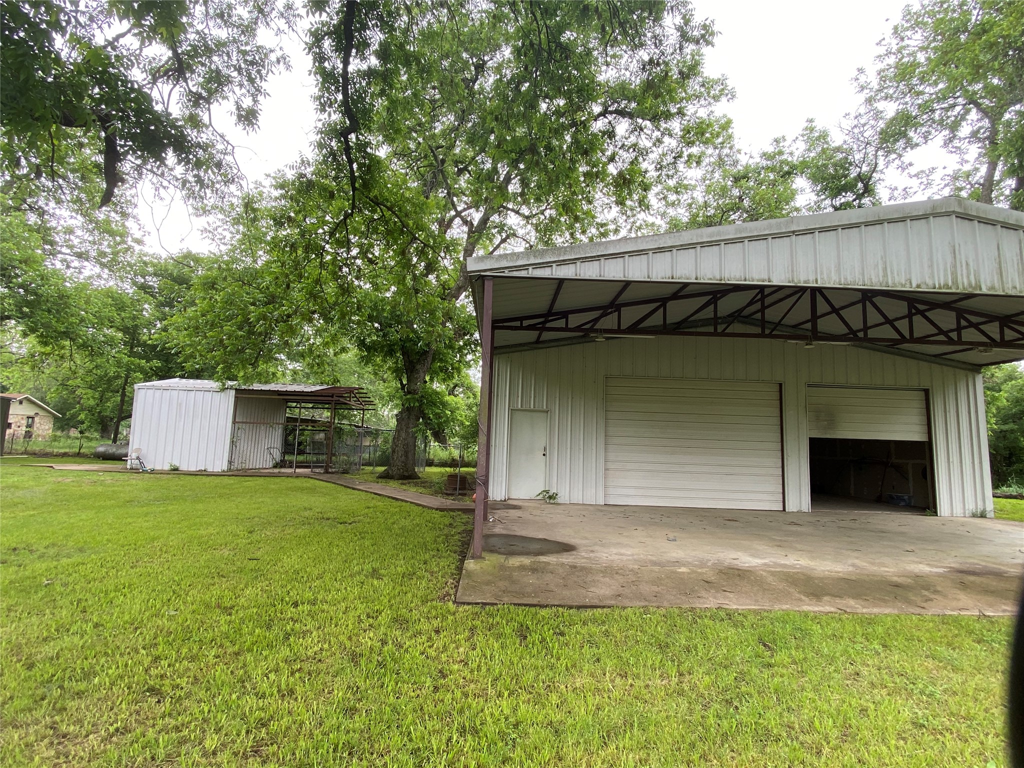 152 County Road 4871 Newark TX 76071