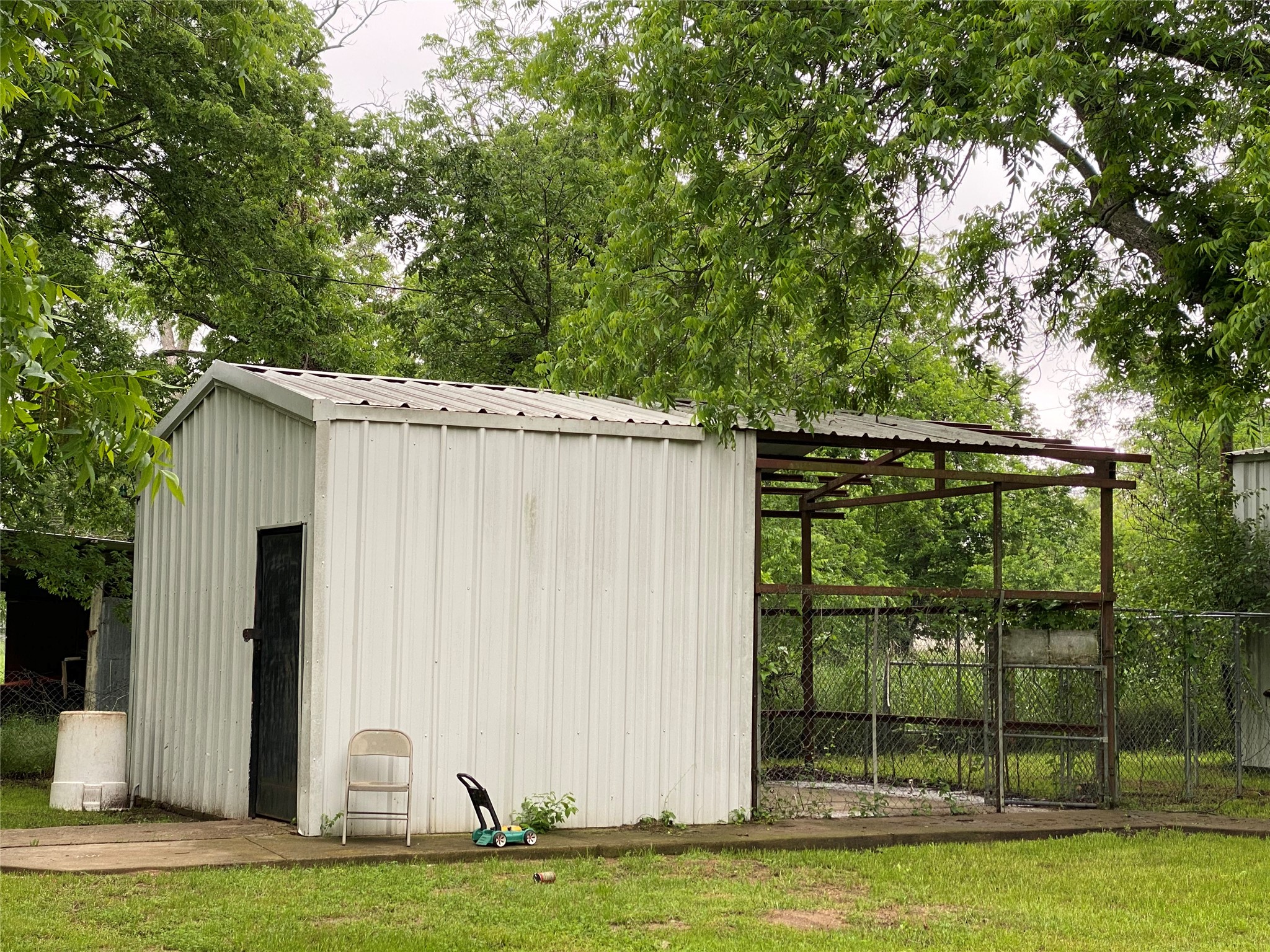 152 County Road 4871 Newark TX 76071
