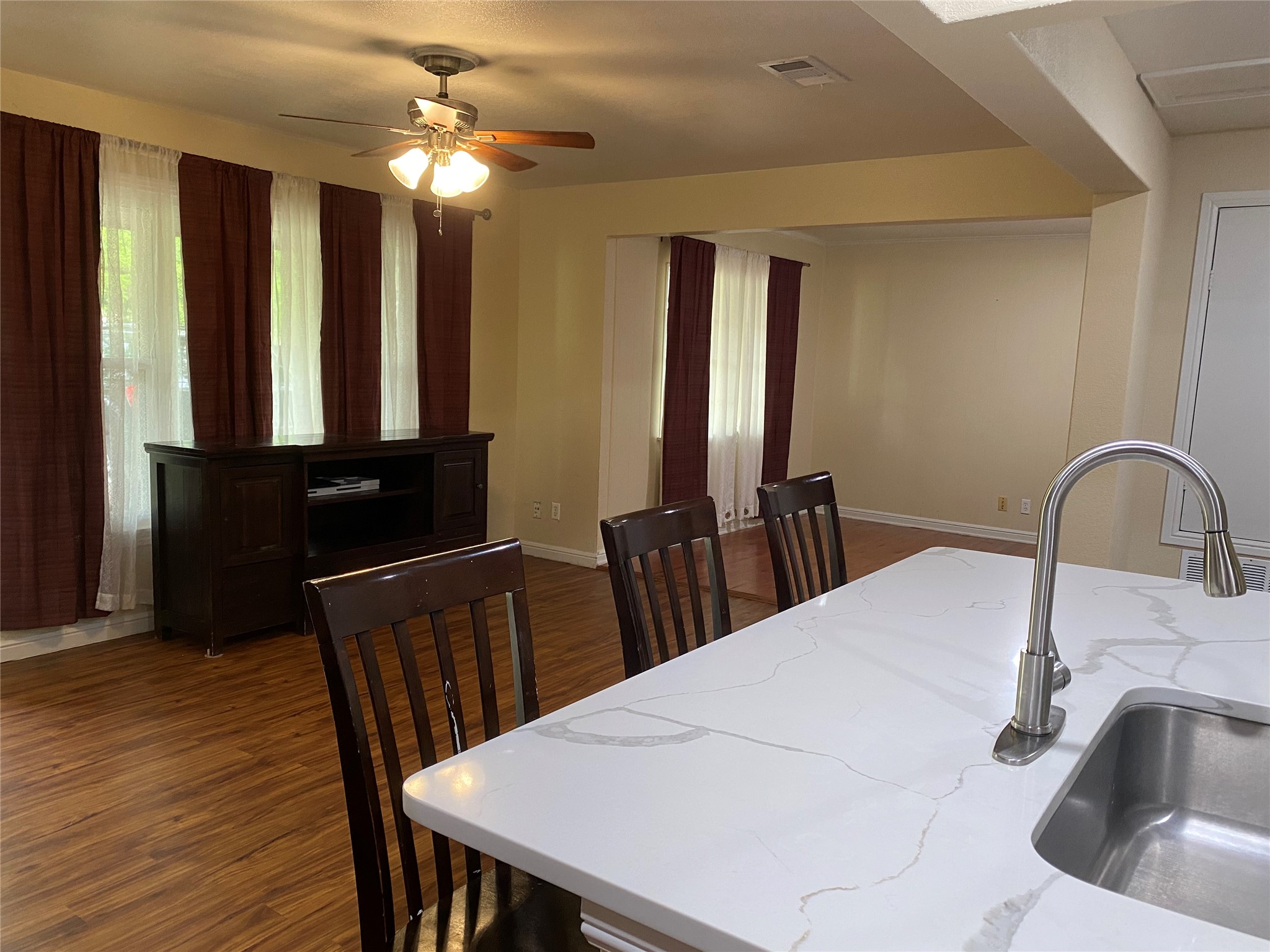 152 County Road 4871 Newark TX 76071