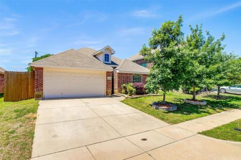 913 Loftin Street Crowley TX 76036