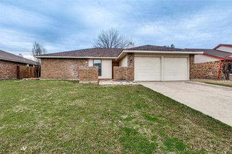 2673 Carrington Lane Grand Prairie TX 75052