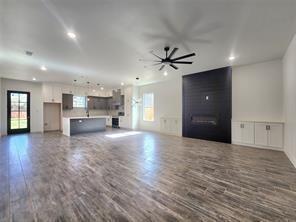 2121 S Edgewood Terrace Fort Worth TX 76105