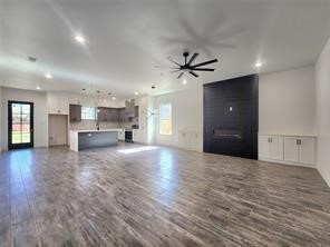 2121 S Edgewood Terrace Fort Worth TX 76105