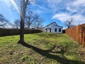 2121 S Edgewood Terrace Fort Worth TX 76105