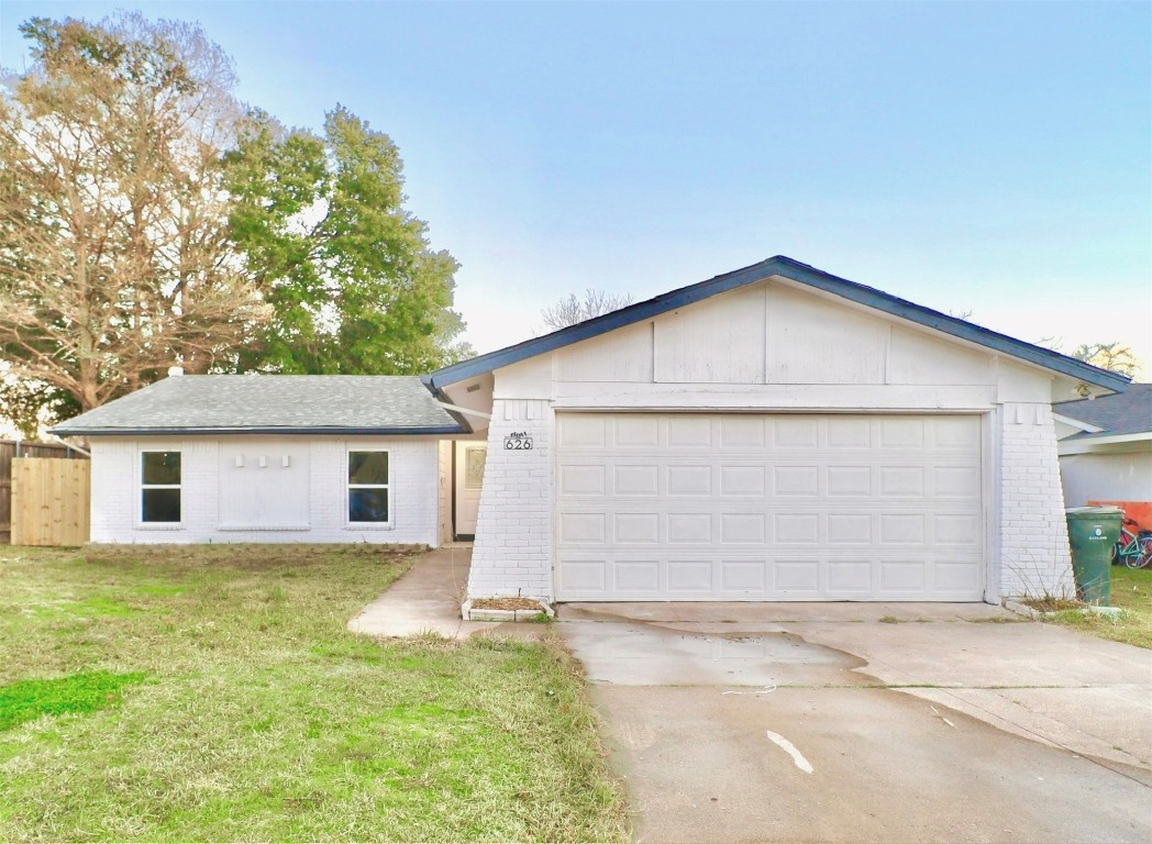 626 Oxford Park Garland TX 75043