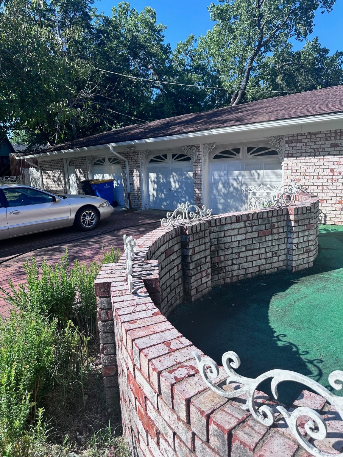 1700 W Belden Street Sherman TX 75092