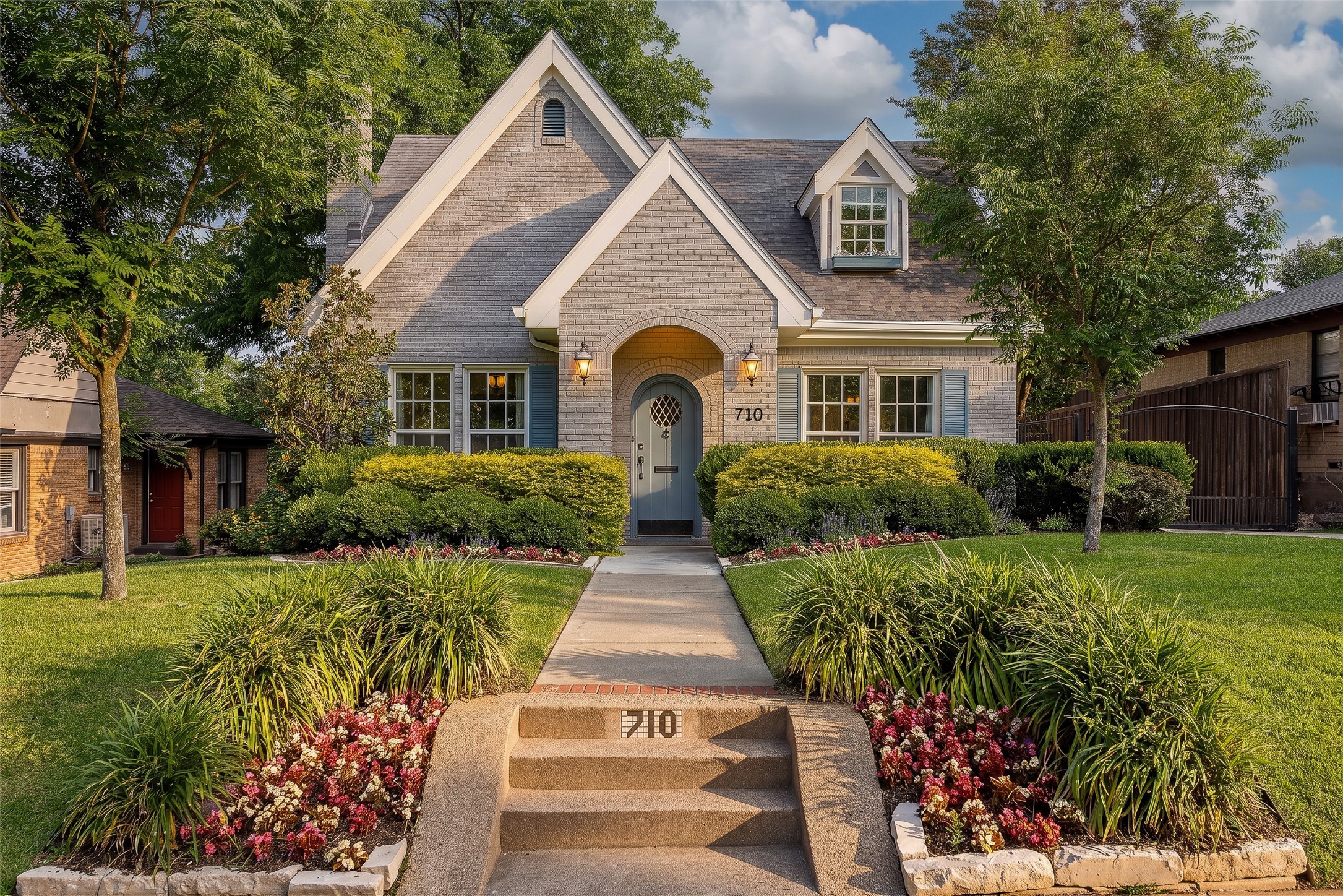 710 Newell Avenue Dallas TX 75223