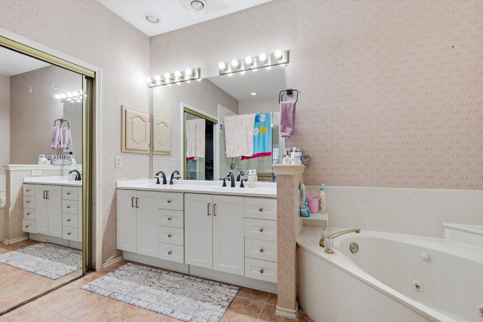 1437 Burlington Drive Plano TX 75025