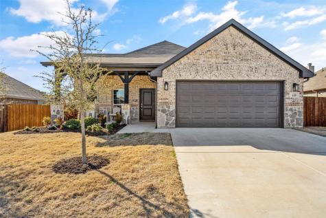 125 Magnolia Drive Azle TX 76020