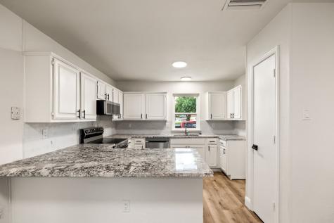2403 Beverly Hills Lane Mesquite TX 75150