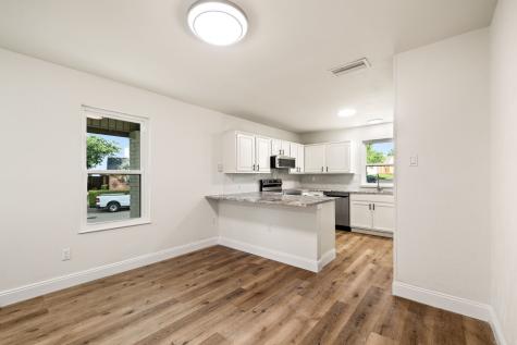 2403 Beverly Hills Lane Mesquite TX 75150