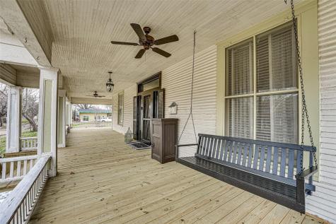 1515 Caddo Street Commerce TX 75428