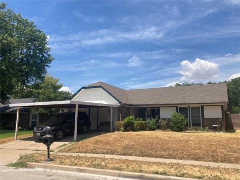 824 Mustang Drive Saginaw TX 76179