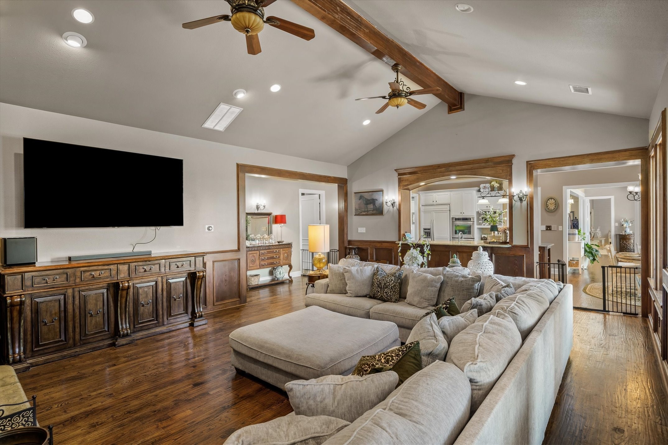 2201 E Fm 813 Ennis TX 75119