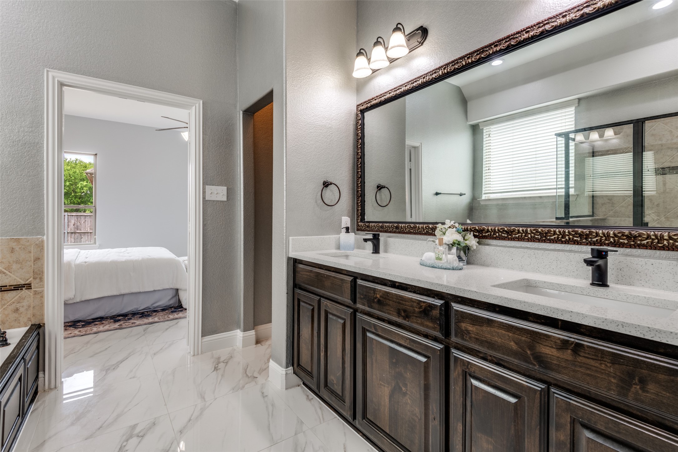 1114 Leafy Glade Road Forney TX 75126