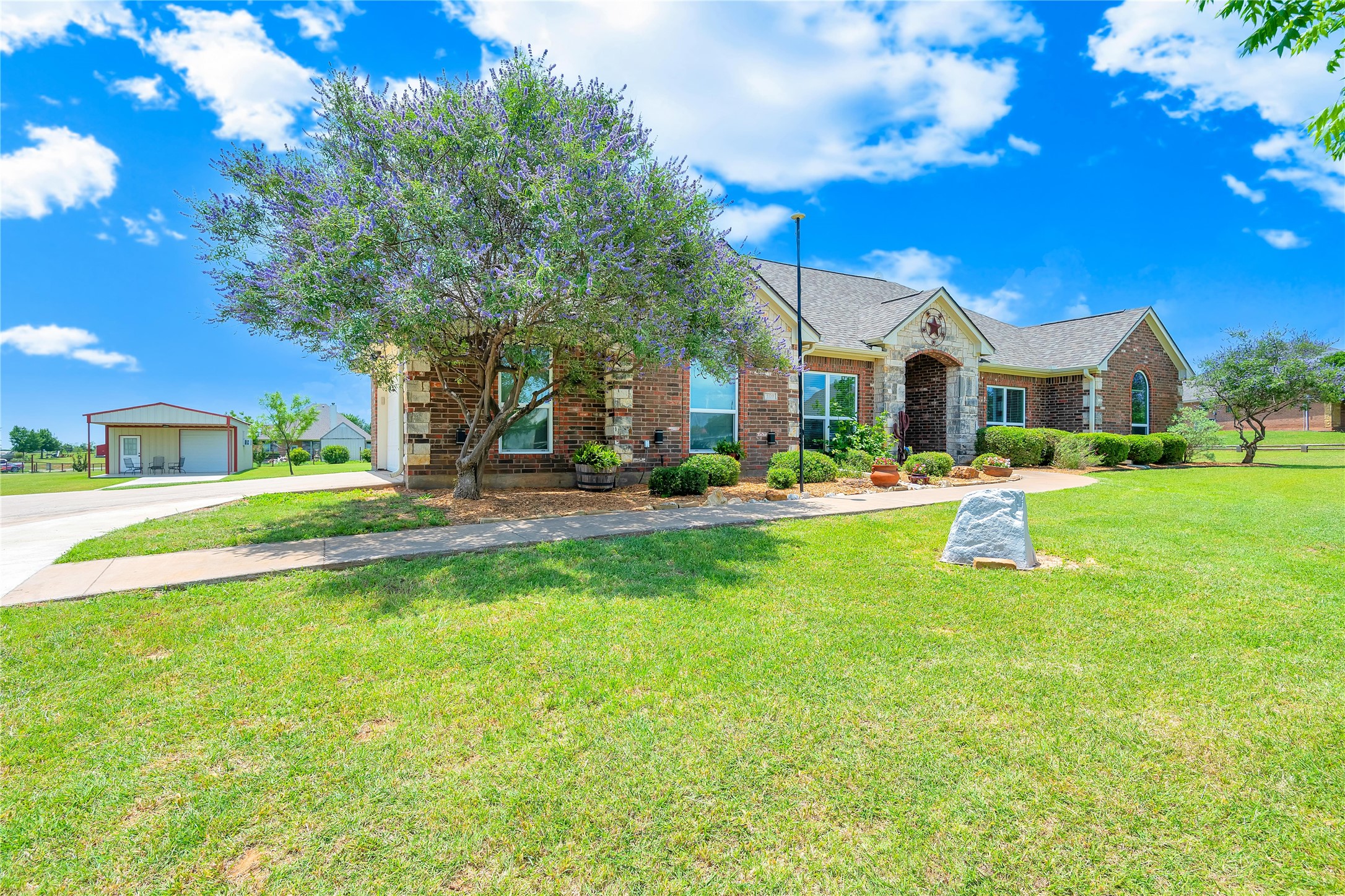 109 Falcons Eye Court Weatherford TX 76087