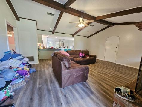 800 An County Road 414 Palestine TX 75803