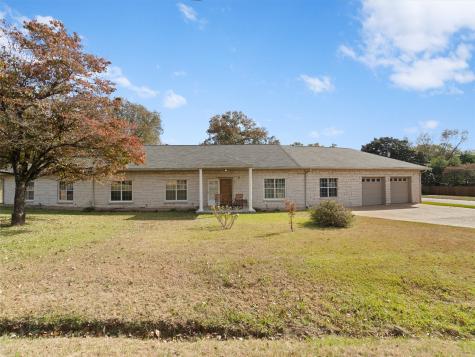 1103 Webb Street Daingerfield TX 75638