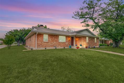 2633 Dorrington Drive Dallas TX 75228