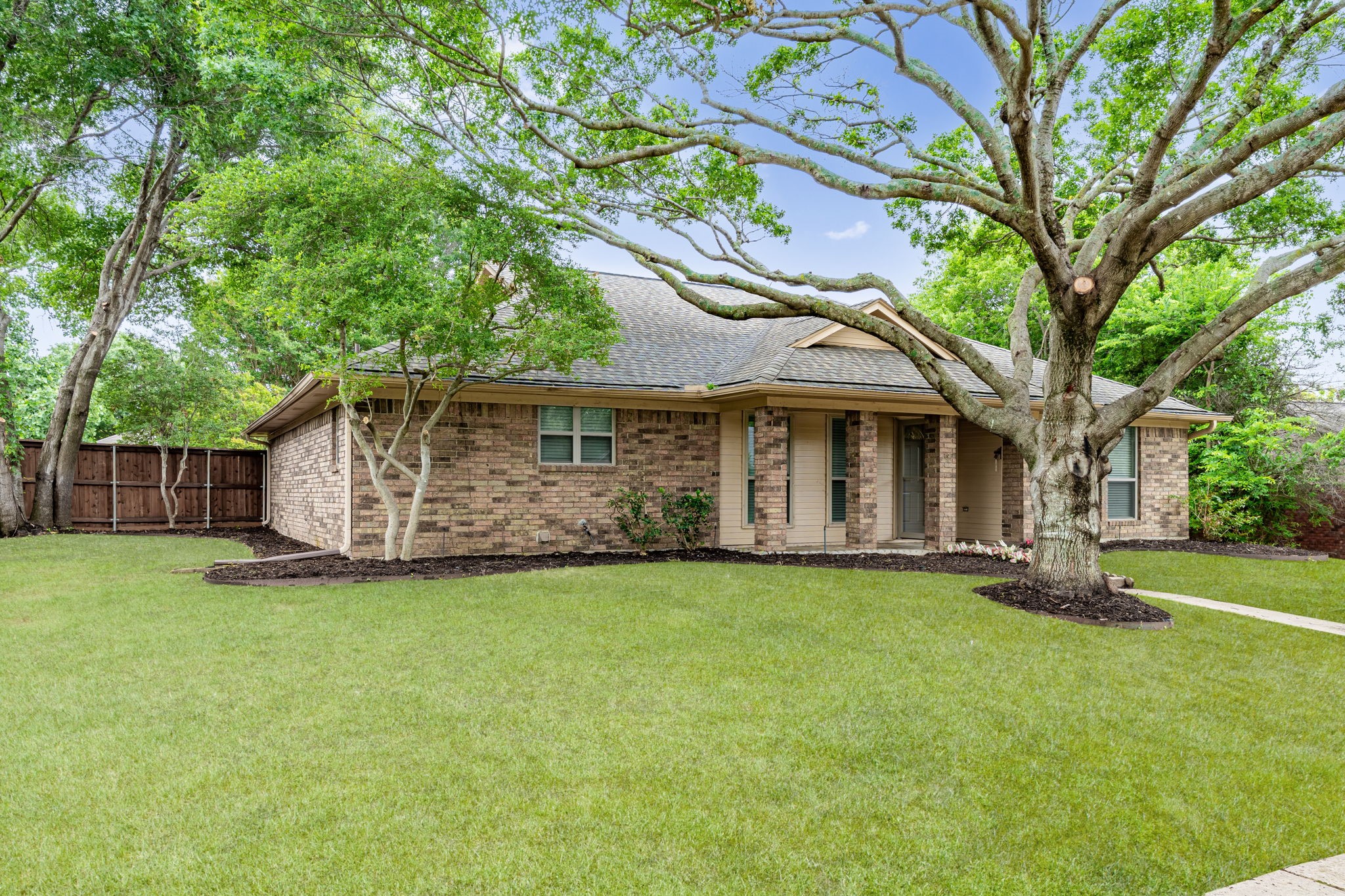 7312 Elizabeth Place Plano TX 75025