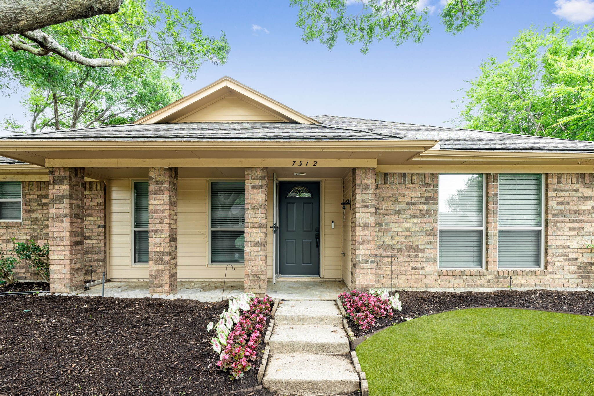 7312 Elizabeth Place Plano TX 75025