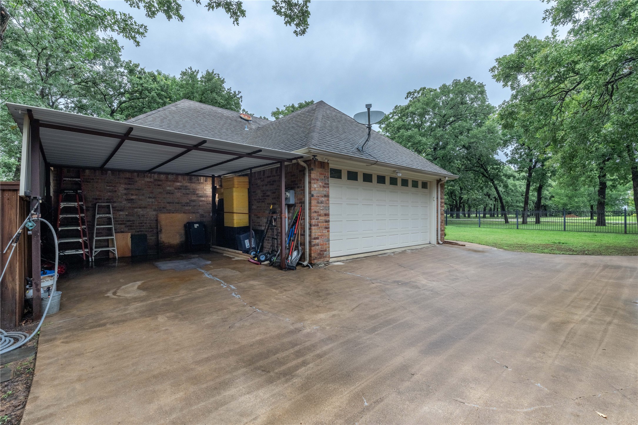 320 Rustic Oaks Combine TX 75159