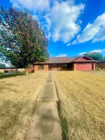925 42nd Street SW Paris TX 75460