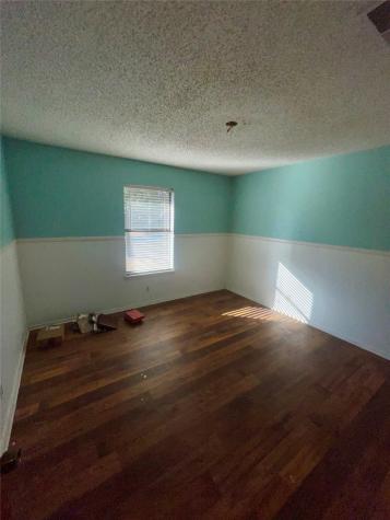 925 42nd Street SW Paris TX 75460