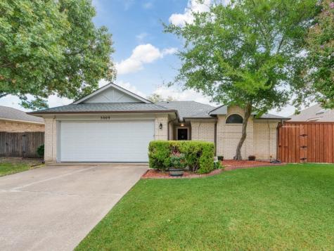 3009 Big Oaks Drive Garland TX 75044