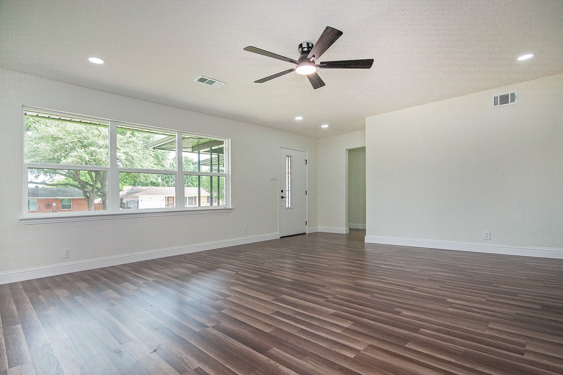 2608 Lockhart Avenue Dallas TX 75228
