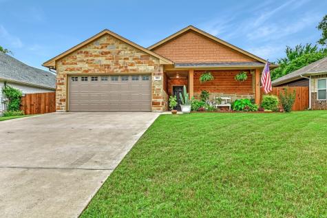 804 E 6th Street Bonham TX 75418