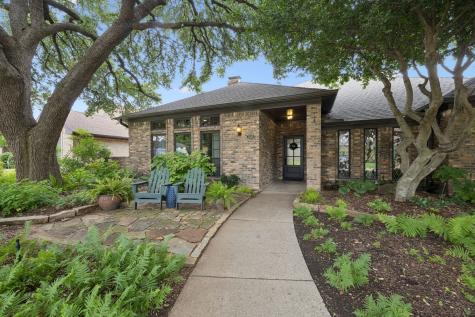 1533 Aylesbury Lane Plano TX 75075