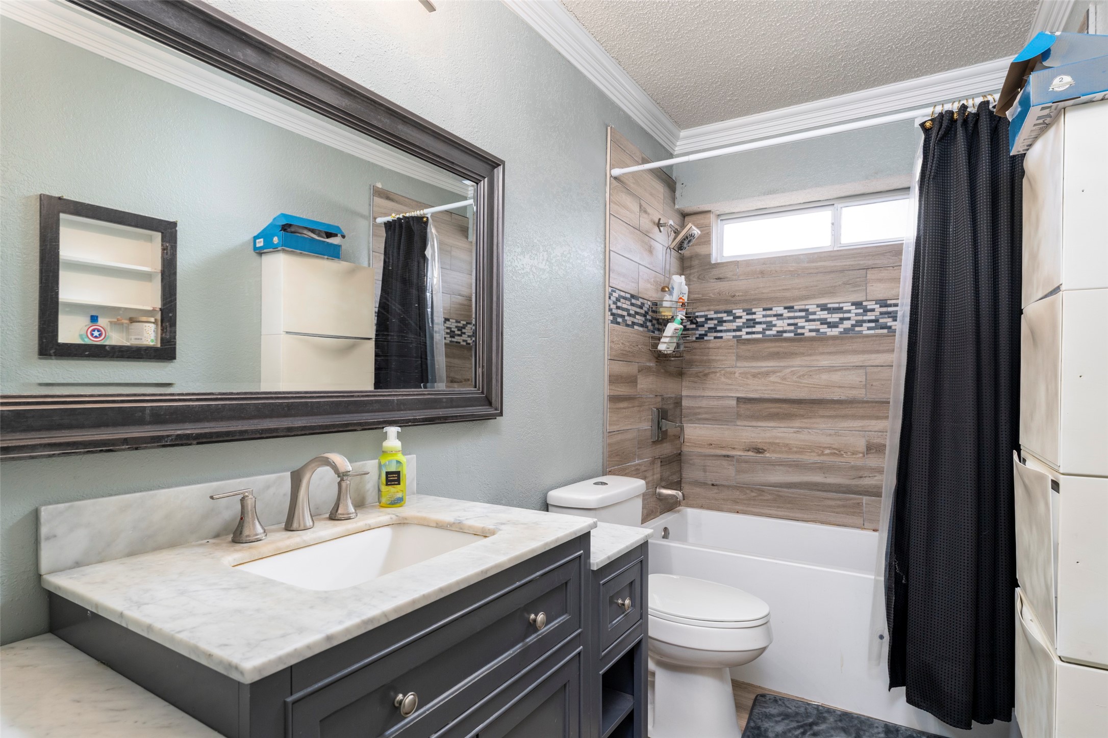 203 Hillside Drive Kennedale TX 76060