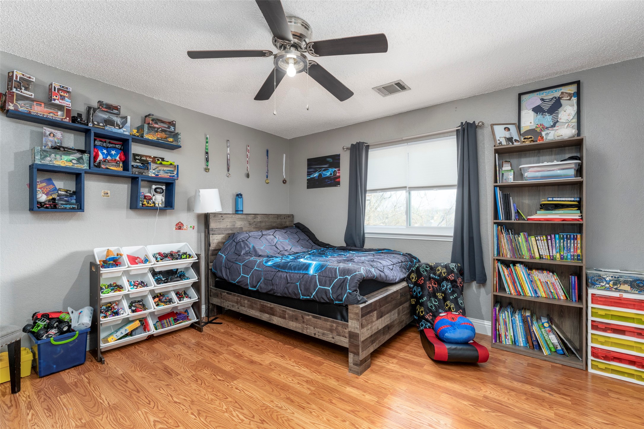 203 Hillside Drive Kennedale TX 76060
