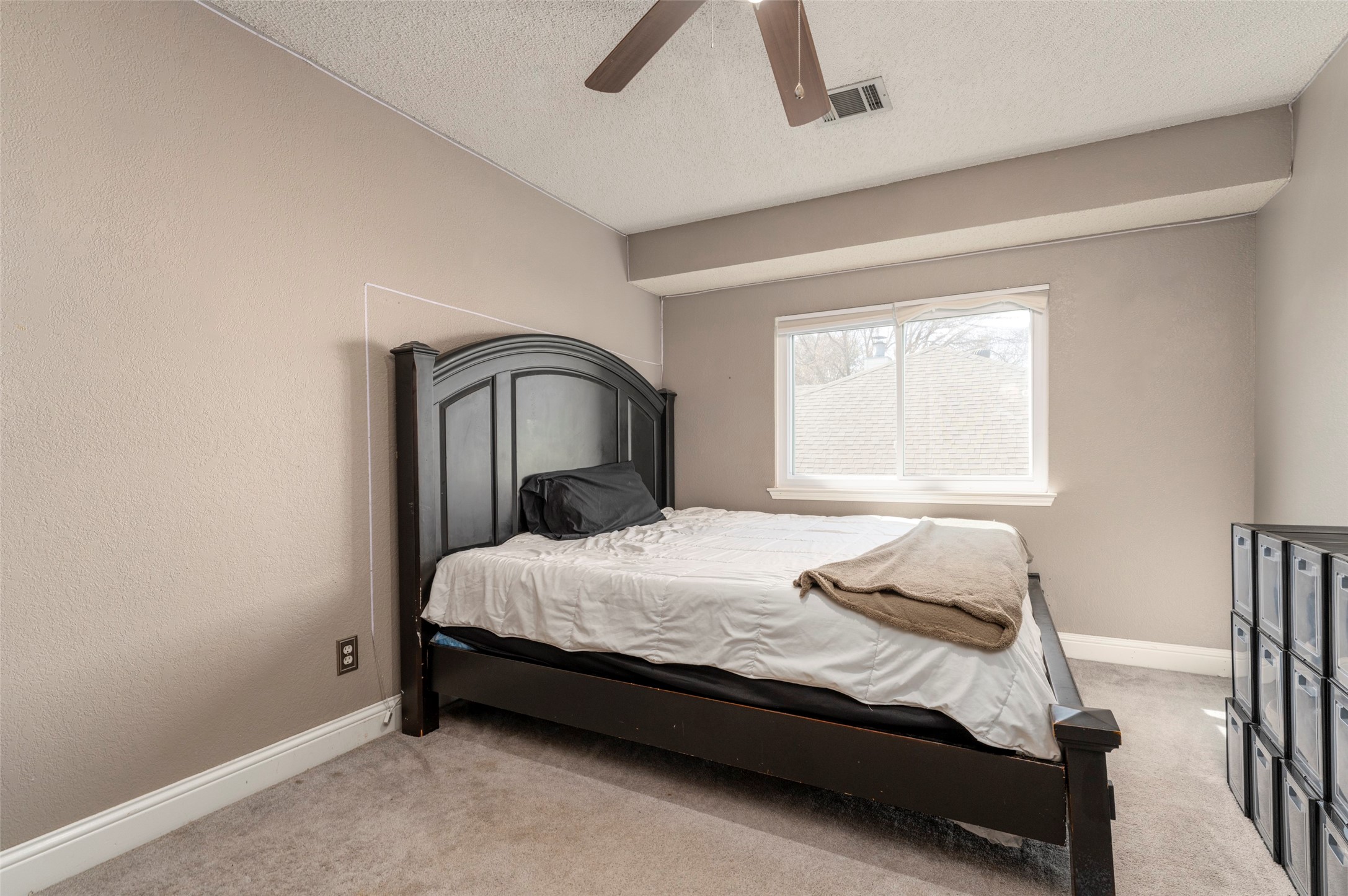 203 Hillside Drive Kennedale TX 76060