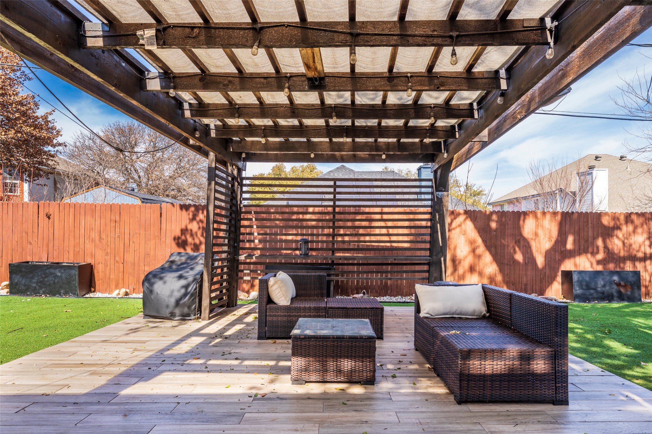 203 Hillside Drive Kennedale TX 76060