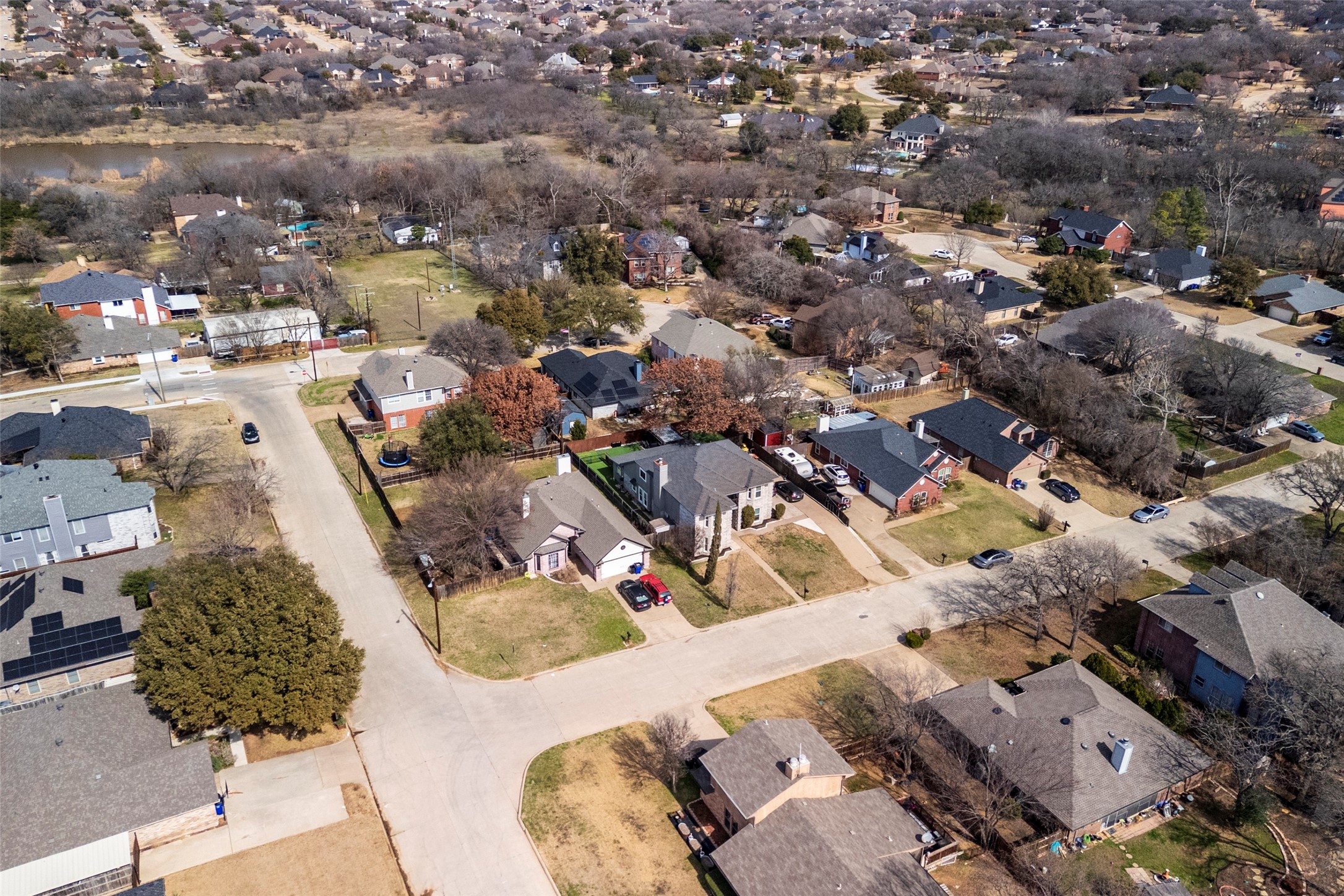 203 Hillside Drive Kennedale TX 76060