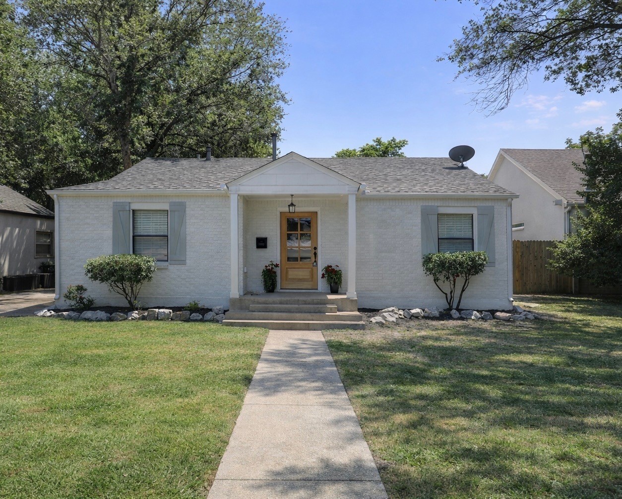 2801 W Bewick Street Fort Worth TX 76109