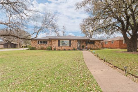 1001 Princeton Place Cleburne TX 76033