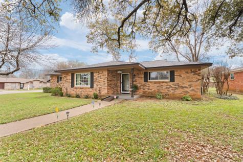 1001 Princeton Place Cleburne TX 76033
