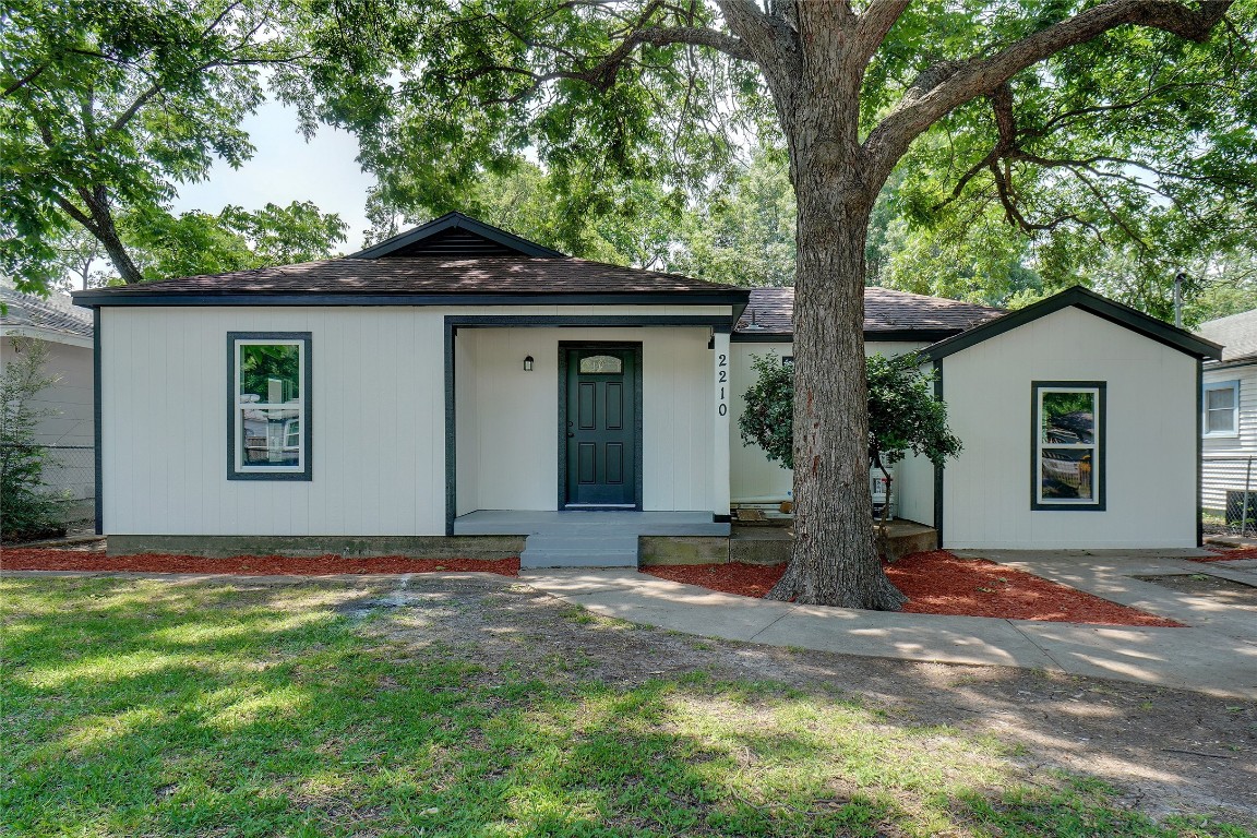 2210 Volga Avenue Dallas TX 75216