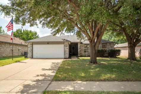 844 Atchison Drive Saginaw TX 76131