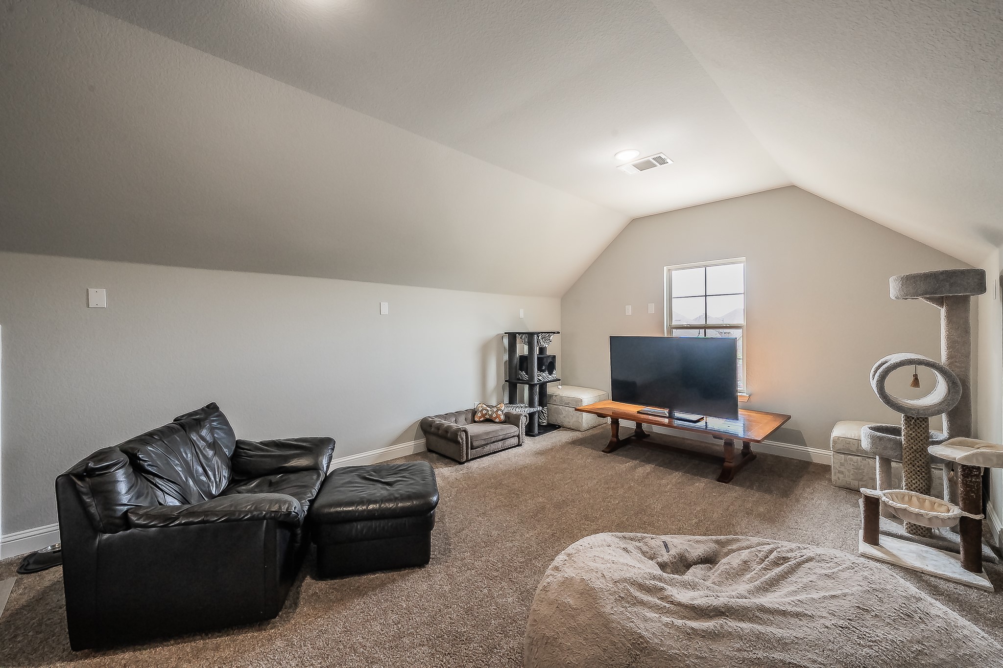 8265 Blumelia Drive Dallas TX 75252