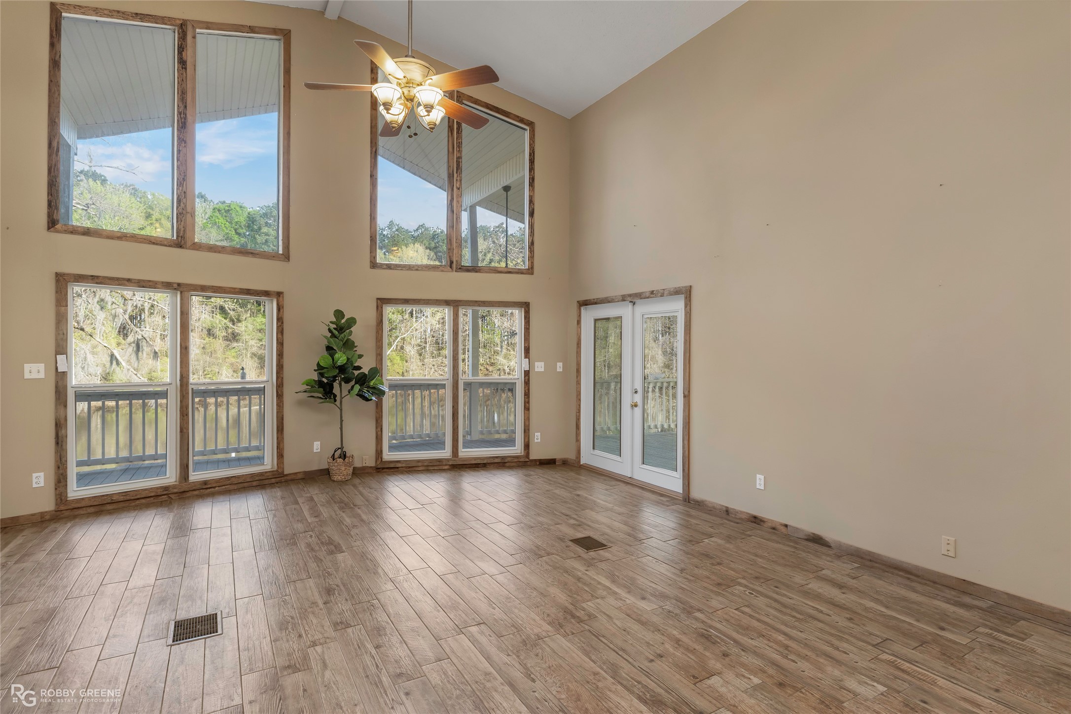 196 Dorcheat Bridge Road Doyline LA 71023