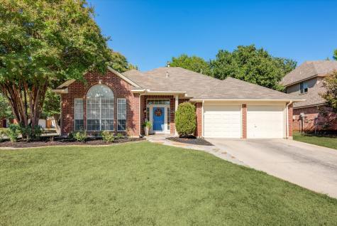 1914 Wood Creek Drive Grapevine TX 76051