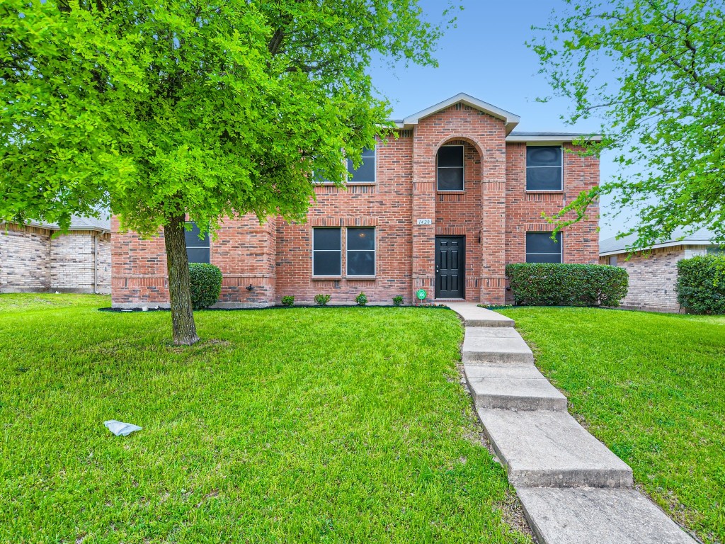 1420 Honey Bee Lane Lancaster TX 75134