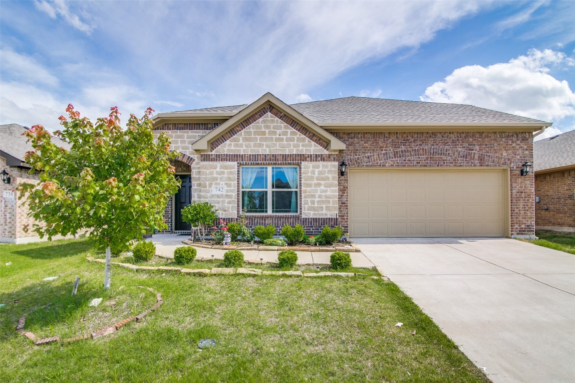 742 Brookline Drive Lavon TX 75166