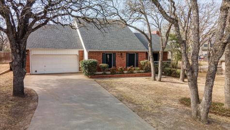 3902 Bandera Drive Granbury TX 76049
